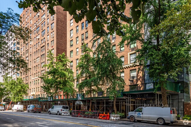 Foto del edificio - 435 E 57th St