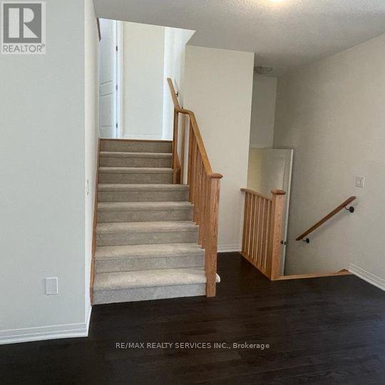 Photo du bâtiment - 21 Prince Philip Blvd