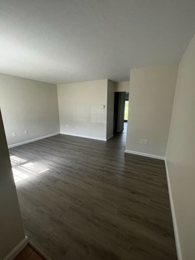 Foto del edificio - Gorgeous Renovated Townhouse!