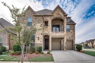 Building Photo - 8844 Laurel Ln