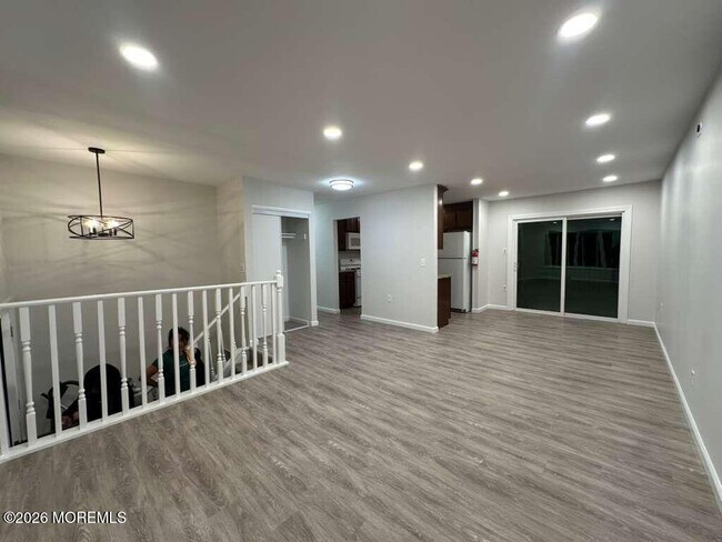 Building Photo - 24 Cedar Hill Ln