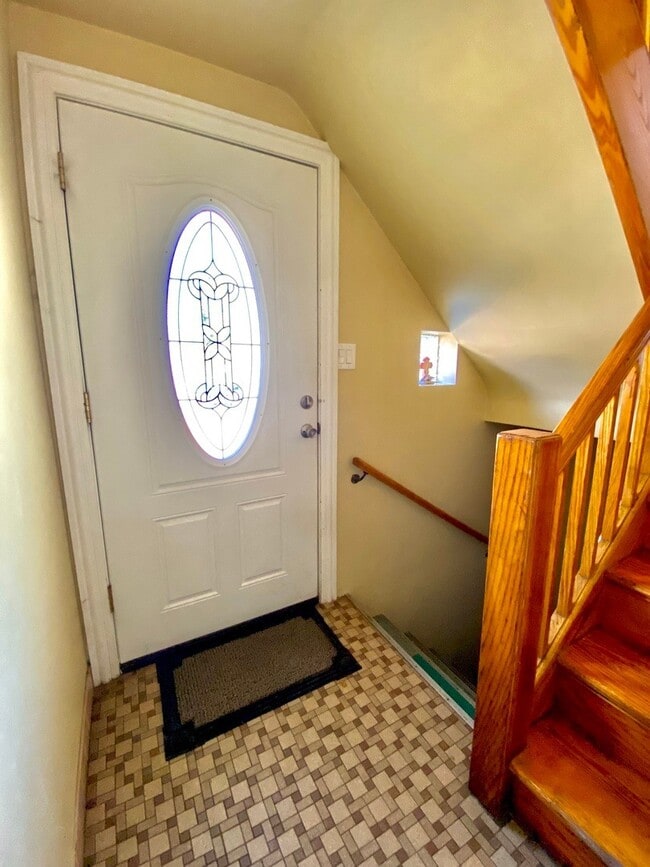 Foto del edificio - 6231 W Montrose Ave