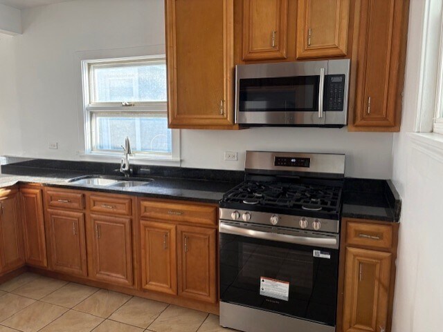 Foto del edificio - 1125 Hannah Ave