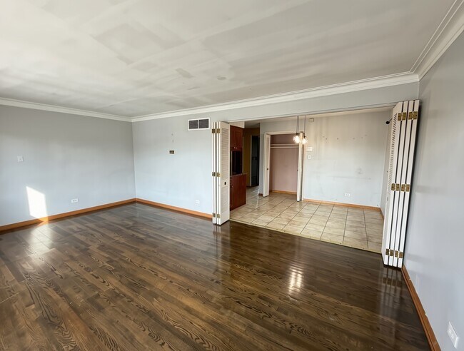 Foto del edificio - 3158 W 93rd St