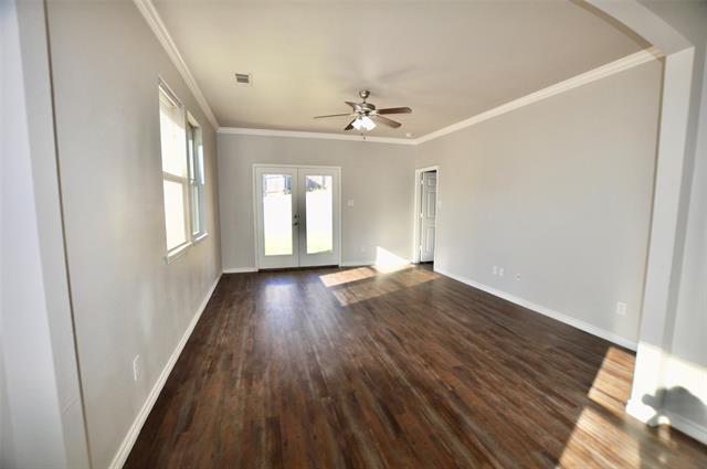 Building Photo - 1106 Story Book Ln