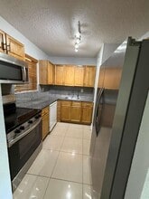 Building Photo - 575 W 69th St