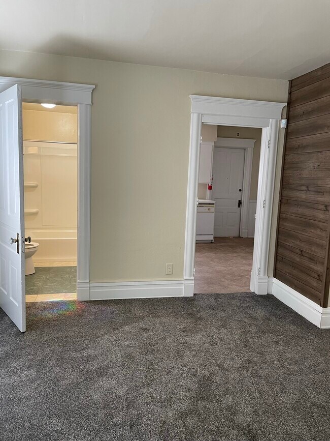 Foto del edificio - 715 Minor Ave