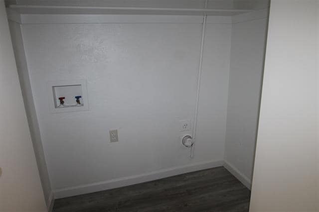 Building Photo - 961 Mossvine Dr