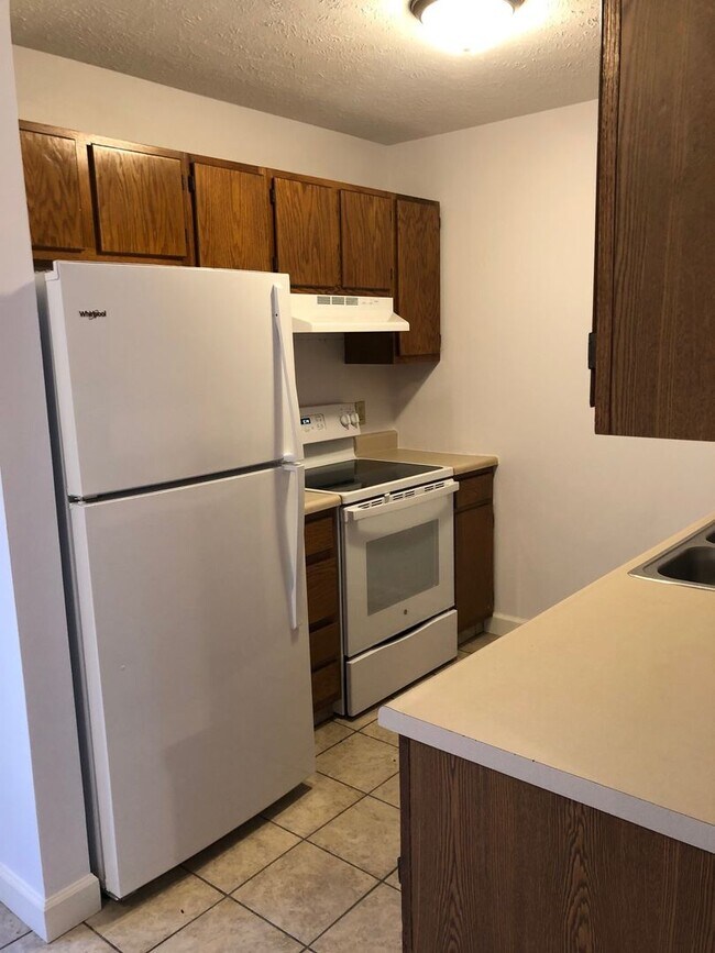 Foto del edificio - 3 Bedroom 2 Bath Townhome Available Now!