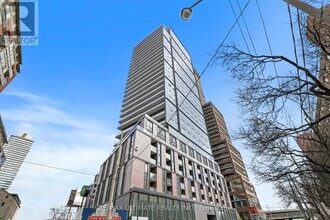 Building Photo - 35 Parliament St
