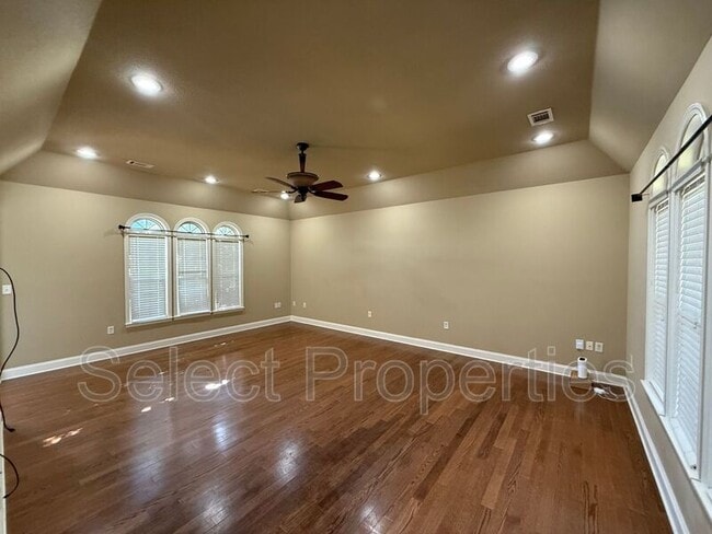Building Photo - 2520 Granite Pointe