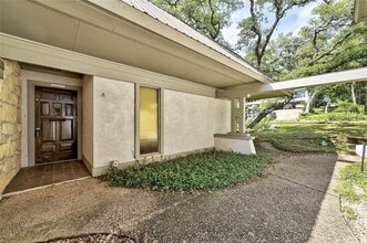 Building Photo - 6305 Shadow Valley Dr
