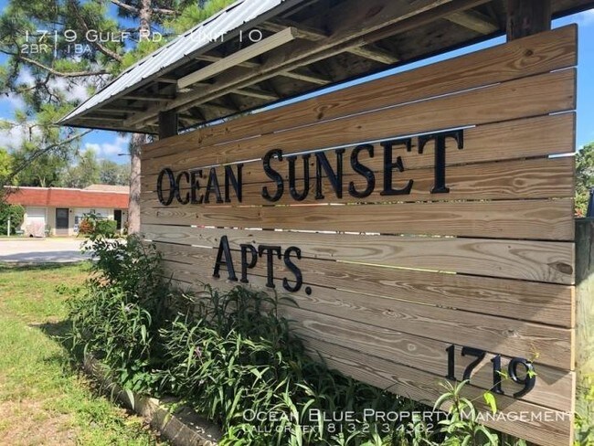 Foto del edificio - 2 bedroom in Tarpon Springs FL 34689