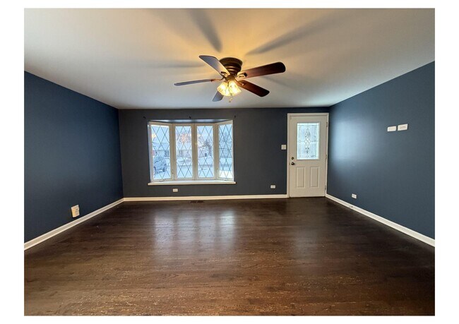 Foto del edificio - 4129 W 90th St