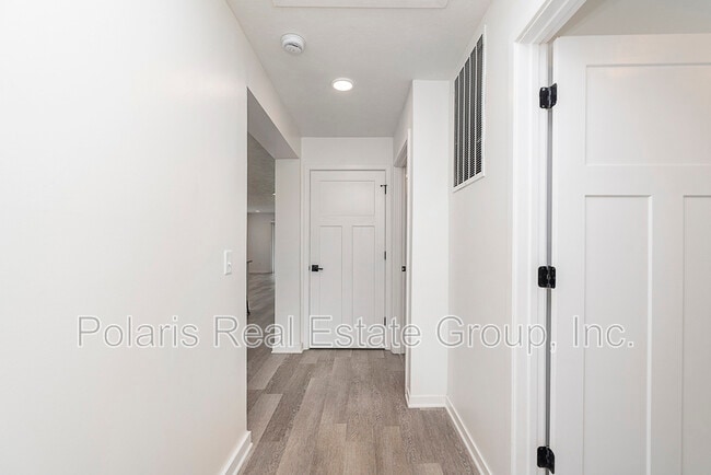 Building Photo - 4129 Cornelius Ave