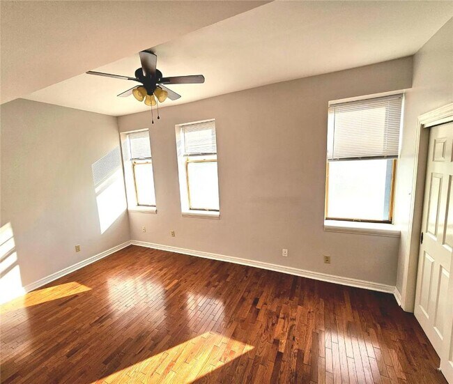 Foto del edificio - 4652 Nebraska Ave