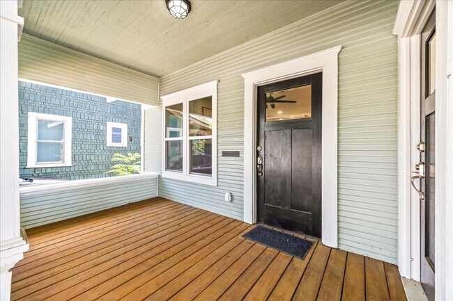 Foto del edificio - 524 Hunstock Ave