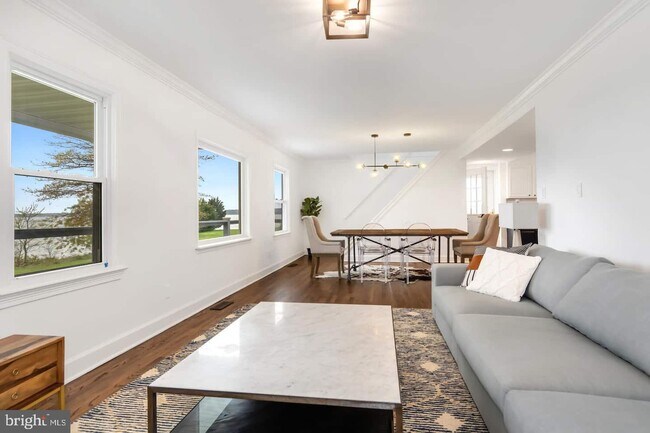 Foto del edificio - 6669 Cedar Cove Rd