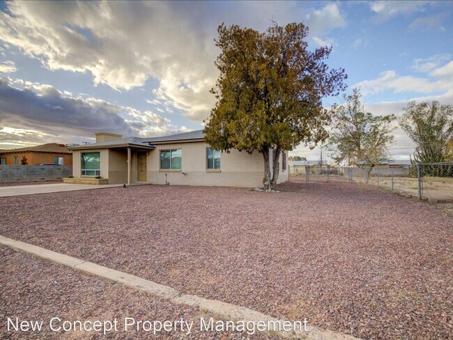 Foto del edificio - 2 br, 1 bath House - 2002 S. Kelvin Stra.
