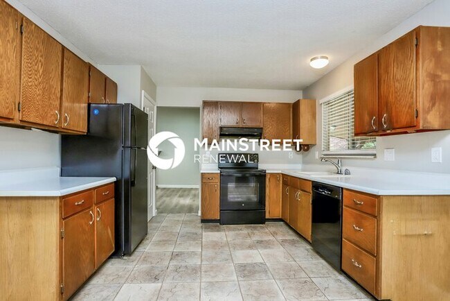 Foto del edificio - 3 Bedroom Pet-Friendly Home in Ballwin, MO with Main Street Renewal