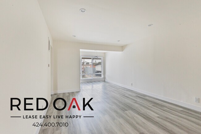 Foto del edificio - 530 E Arbor Vitae St