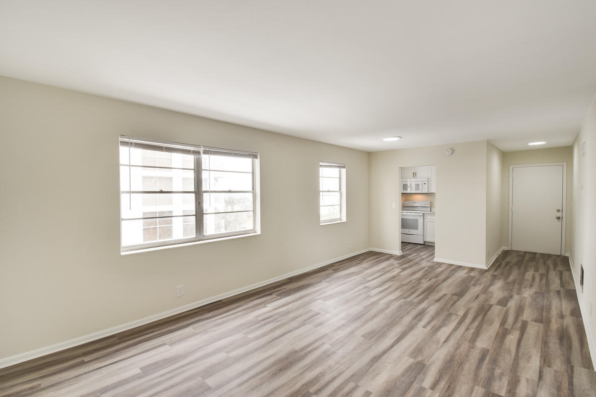 Foto principal - 3907 S Flagler Dr