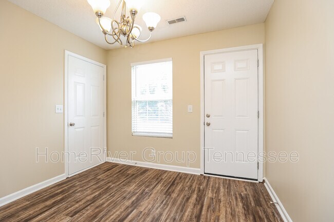 Foto del edificio - 5009 Boyd Dr