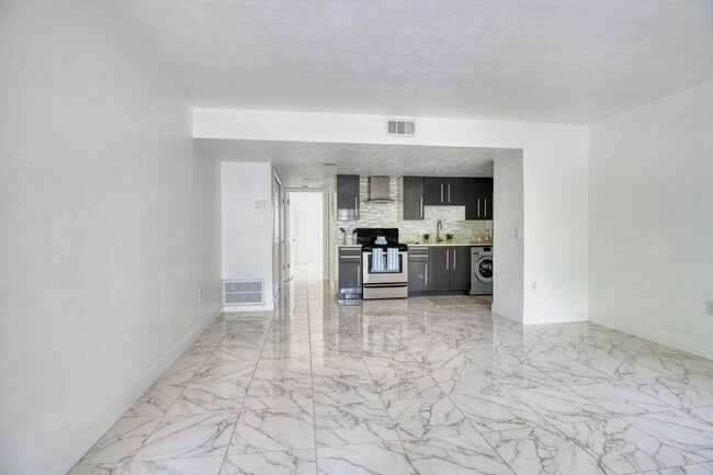 Interior Photo - The Galen Apartments | Modern 1 Bedroom Apartments in Downtown Gainesville