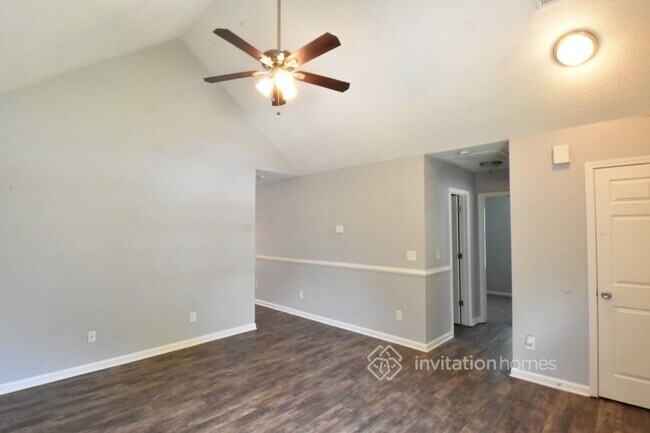 Building Photo - 915 Jordans Pond Ln