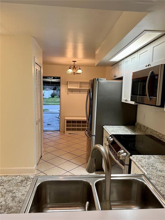 Foto del edificio - 410 Poplar Ct