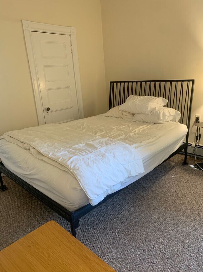 Foto del edificio - 7 Holton St