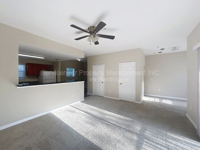 Foto del edificio - 6066 Gibson Ave