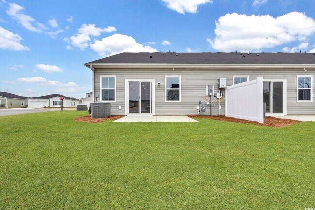 Building Photo - 8069 Forest Edge Dr