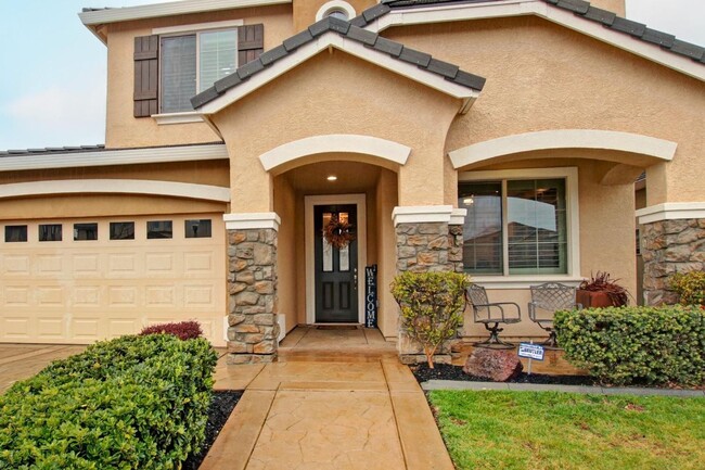 Building Photo - 1641 La Guardia Cir