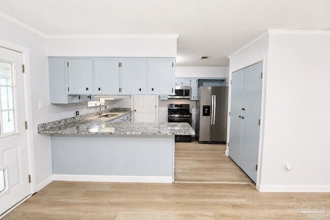Building Photo - 6500 Antietam Dr