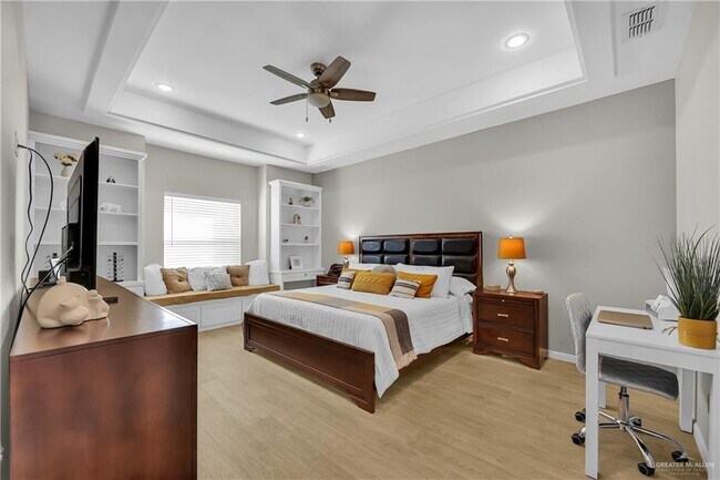 Foto del edificio - 37 Providence Ave