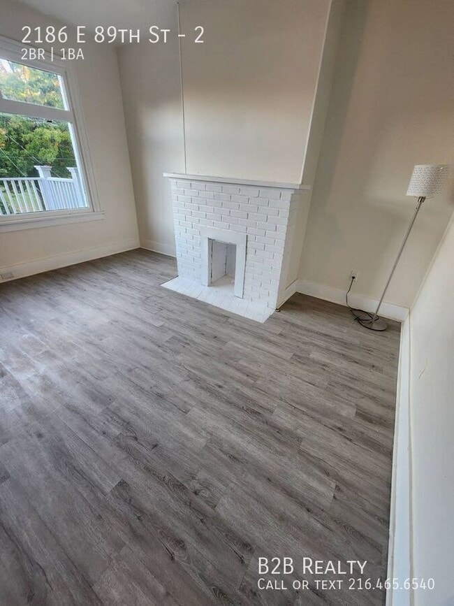 Foto del edificio - 2186 E 89th St