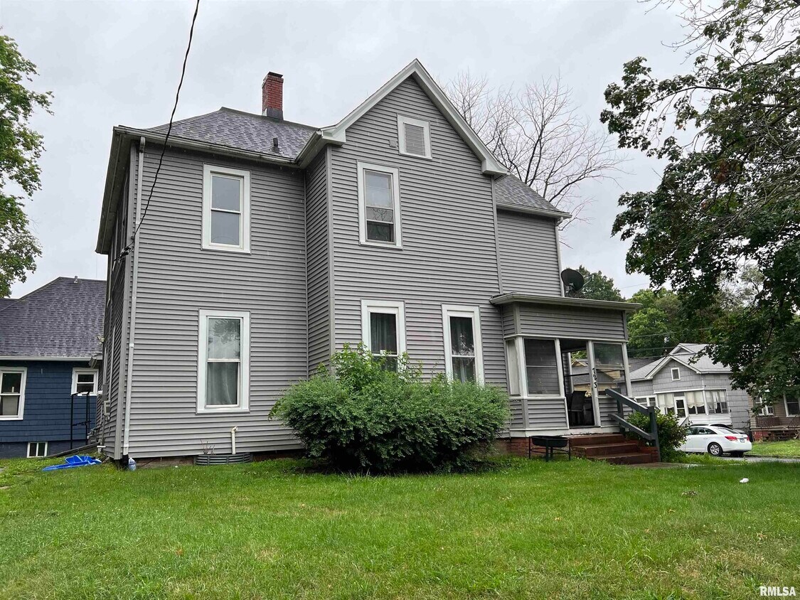 Foto principal - 723 W Armstrong Ave