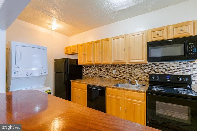 Foto del edificio - 4628 Sansom St