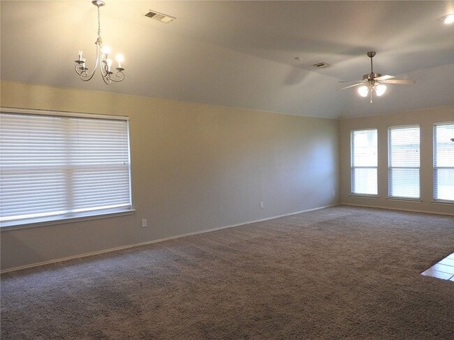 Building Photo - 6006 Holly Crest Ln