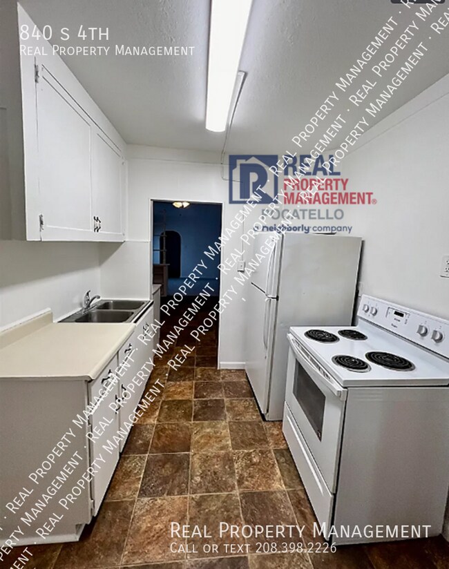 Foto del edificio - 840 s 4th-