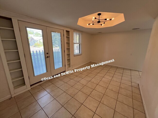 Foto del edificio - 1 Bed/1 Bath - Unit 12