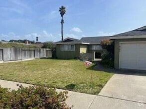 Building Photo - 3184 Ninole Dr