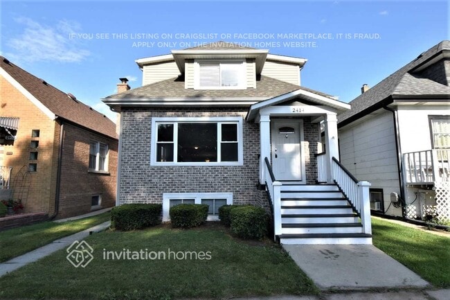 Building Photo - 2414 N 75th Ct