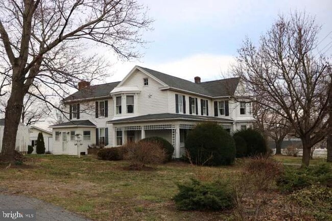 Building Photo - 627 Hammonds Mill Rd