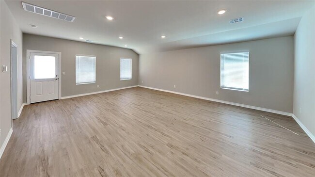 Foto del edificio - 2904 Campfire Dr