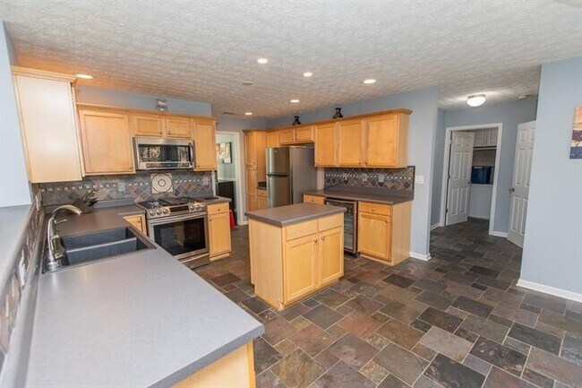 Building Photo - 1771 Sydney Mill Ct NE