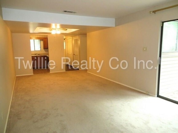 Building Photo - 12100 Rainwood Rd