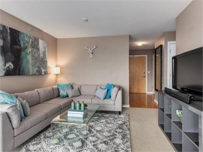 Photo du bâtiment - 120-1120 Milross Ave