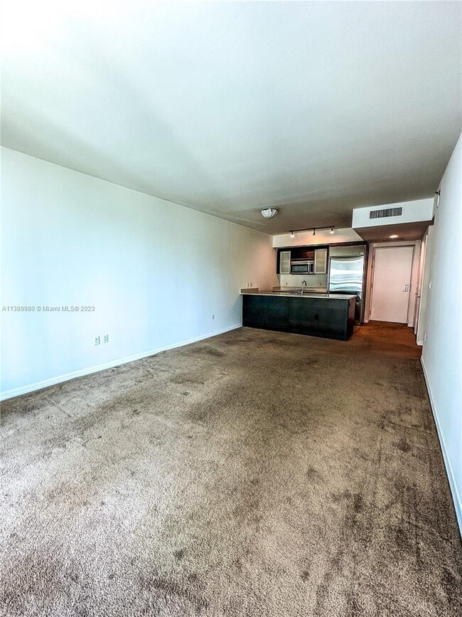 Building Photo - 500 Brickell Ave